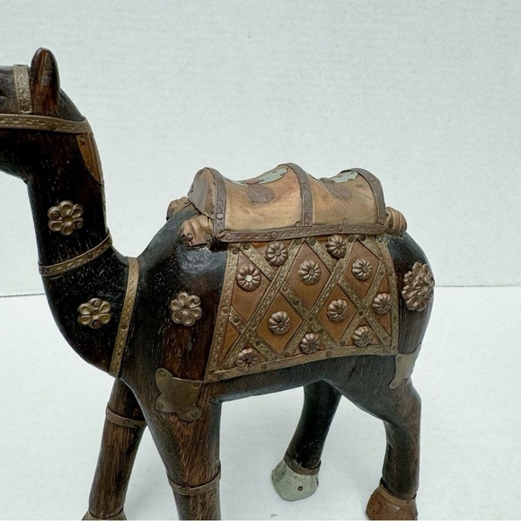 Vintage Handcrafted Wooden Camel - Picture 9 of 9
